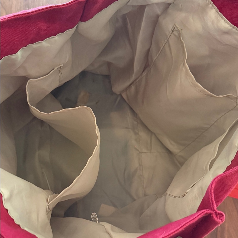 Red and Tan Tote Bag - Picture 4 of 4